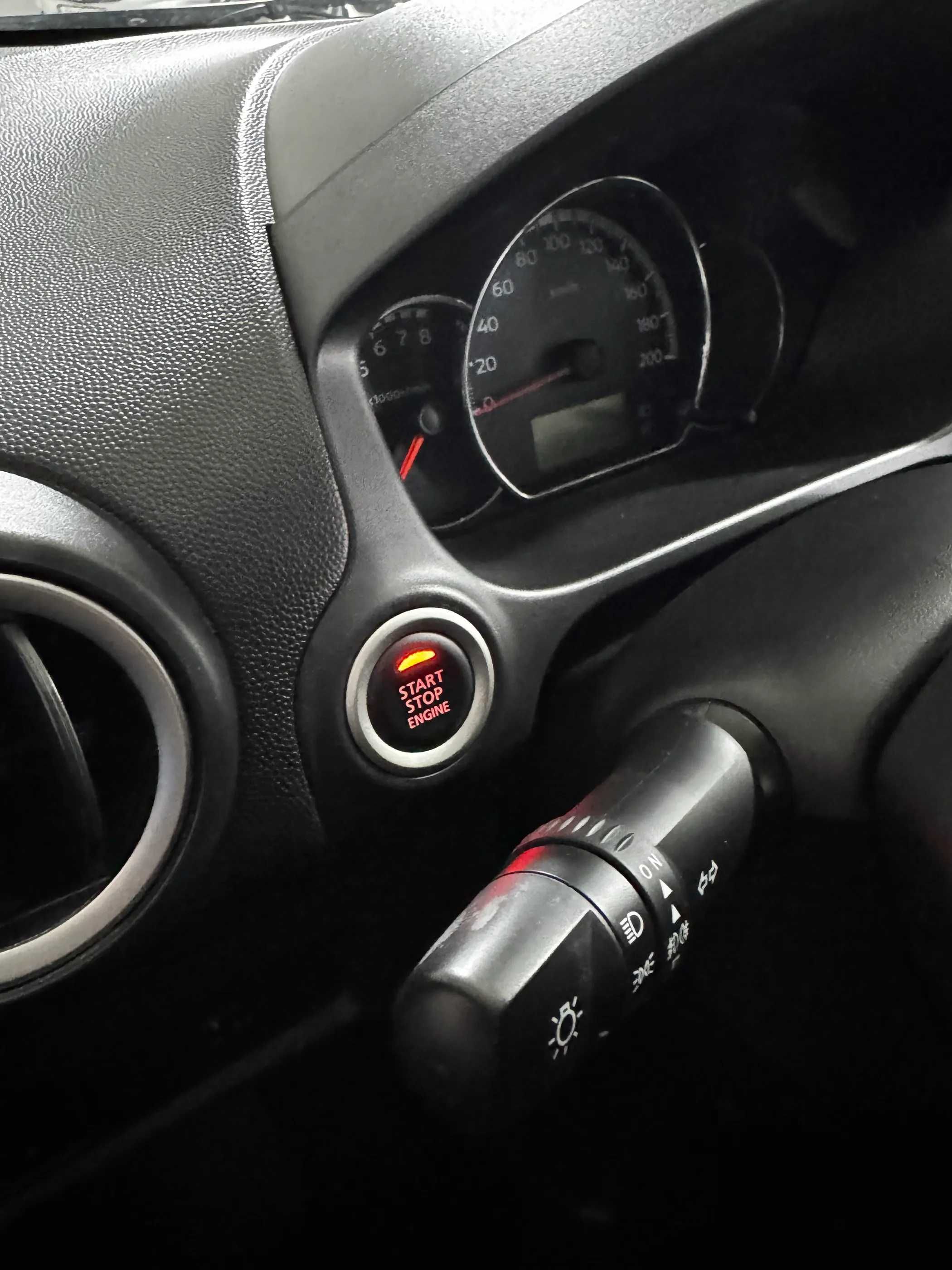 Mitsubishi Space Star 1.2 Intense Connect Edition