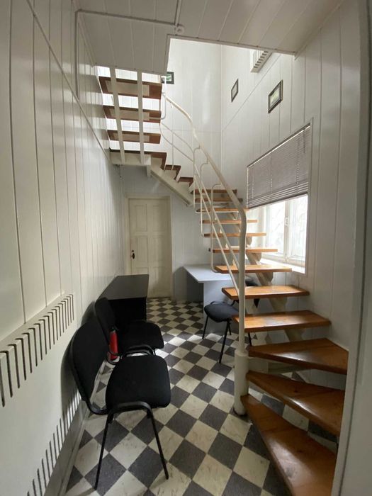 У продажу будинок з офігенною ділянкою 6 cоток госакт вул Львівська !!