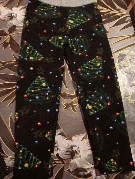Legginsy- dziewcz. ociepl futerkiem 2 szt(1 świąteczne) 98-104 +gratis