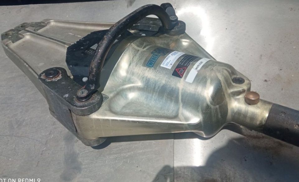 Nożyce hydrauliczne sprzęt strażacki Weber hydraulik sp45 rozrzutniik