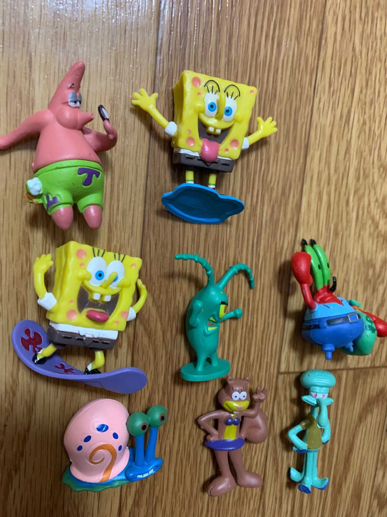 Zestaw figurki Spongebob 8 szt. Nowe Skalmar Patryk krab Gacuś itp