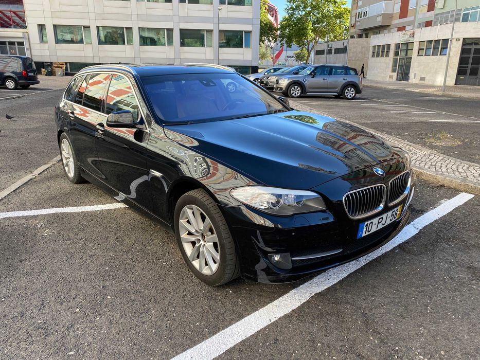 BMW520 Bem Estimada com Muitos Extras, Inspeção e Revisão até 30/10/26