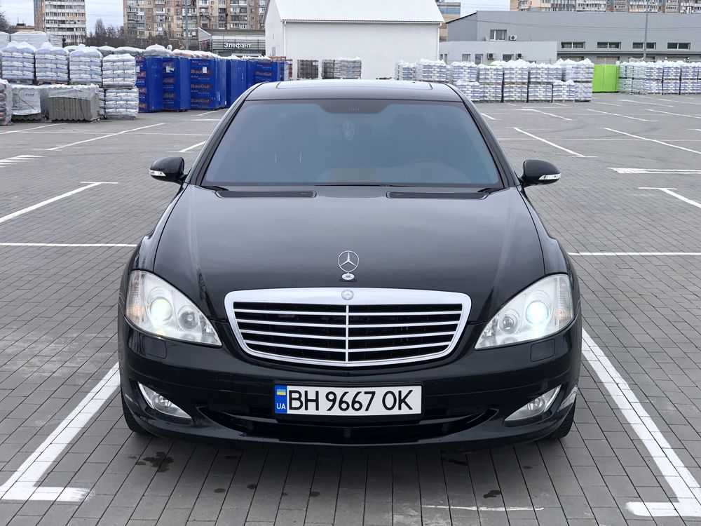 Mercedes-Benz S 550