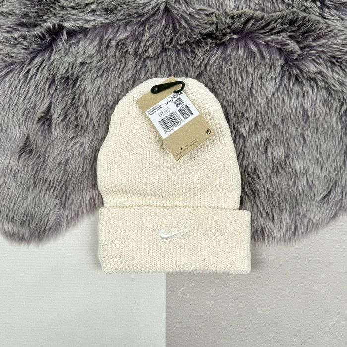 Нова шапка Nike Beanie Стандарт розмір 00139