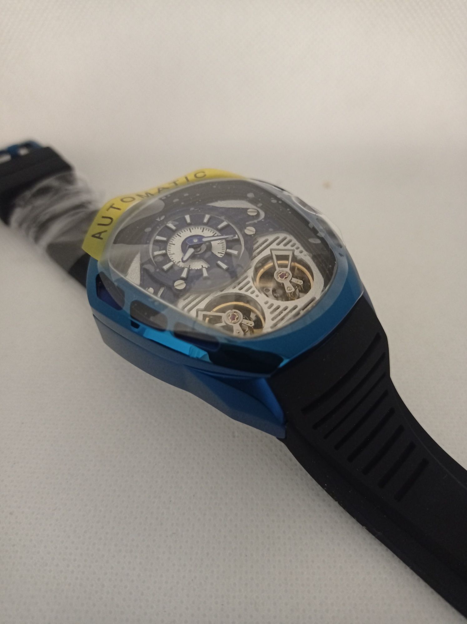 Zegarek męski Invicta Akula Automatic model 43864