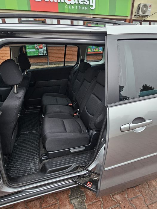 Mazda 5, 1,8 benzyna 2010 rok 7 osób