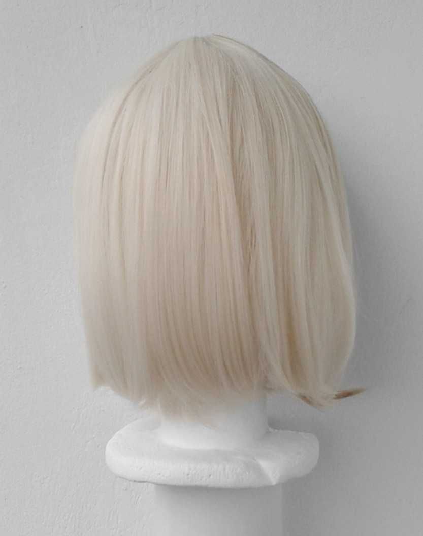Krótka blond peruka bob z grzywką brązowym pasemkiem cosplay wig