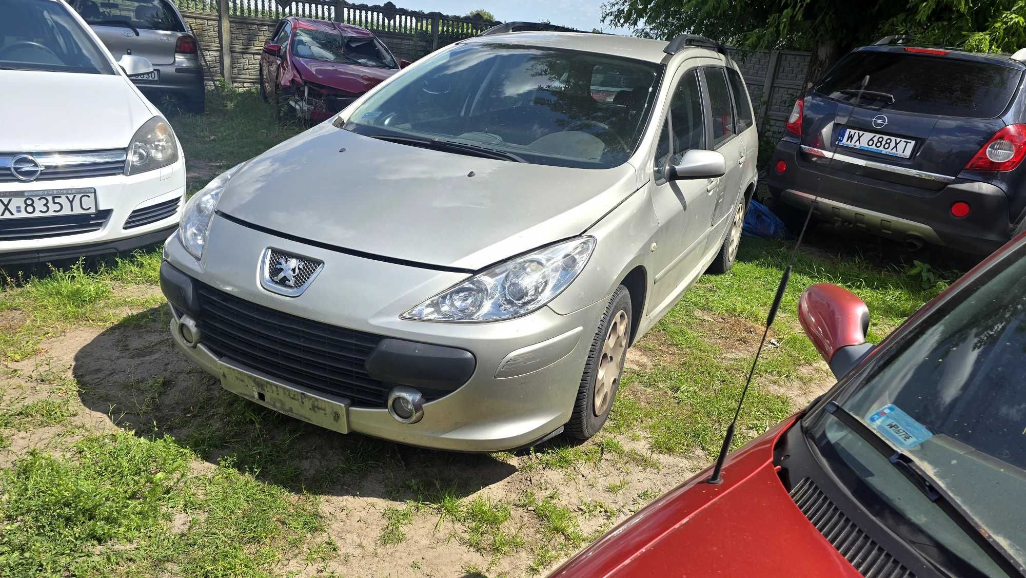 Sprzedam elementy przodu do peugeota 307 po lifcie z 2007 roku