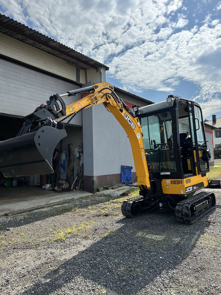 Sprzedam minikoparkę JCB 19c1 2020rok