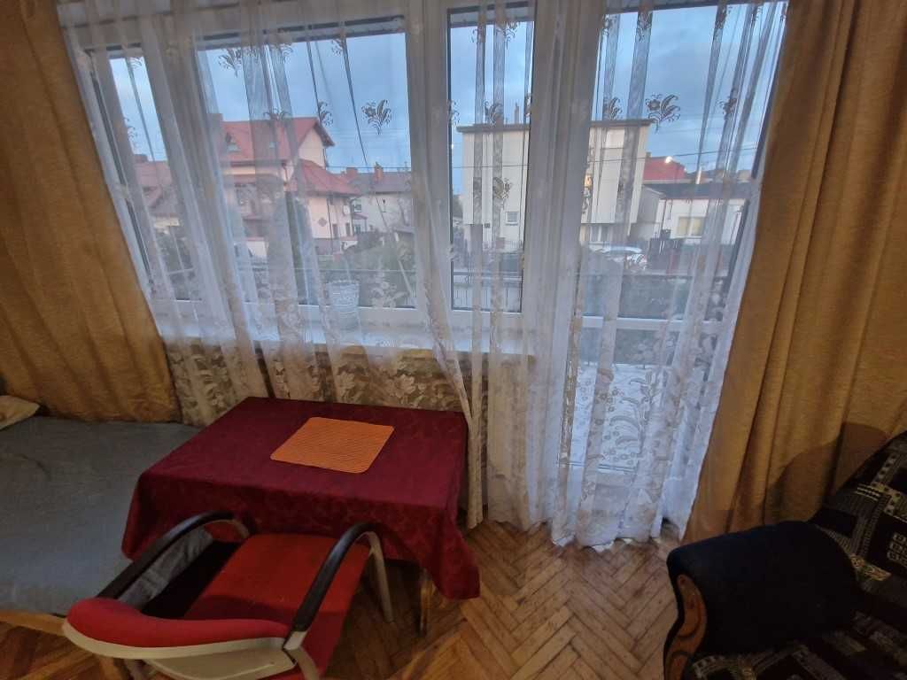 Pokój w domu jednorodzinnym - Marki PL/ENG