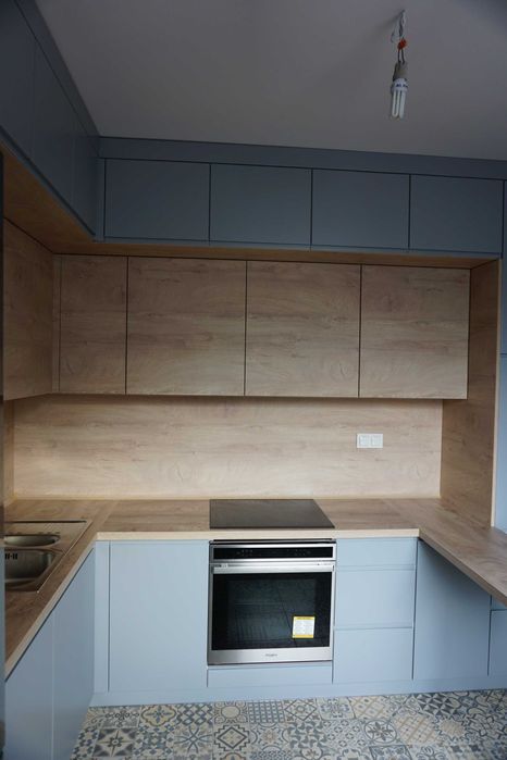 Meble kuchenne, szafy. łazienki