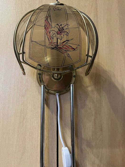 Продаю підвісний світильник-люстру