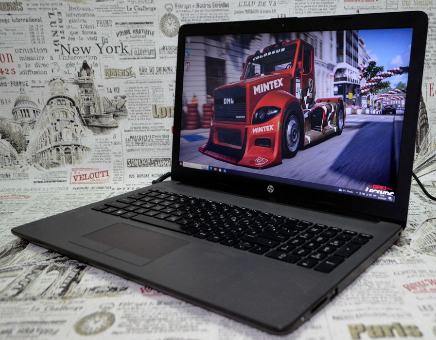 Игровой Ноутбук HP 250 G7:15,6 i3-7020/8GB/256SSD/MX110-2GB.Гарантия