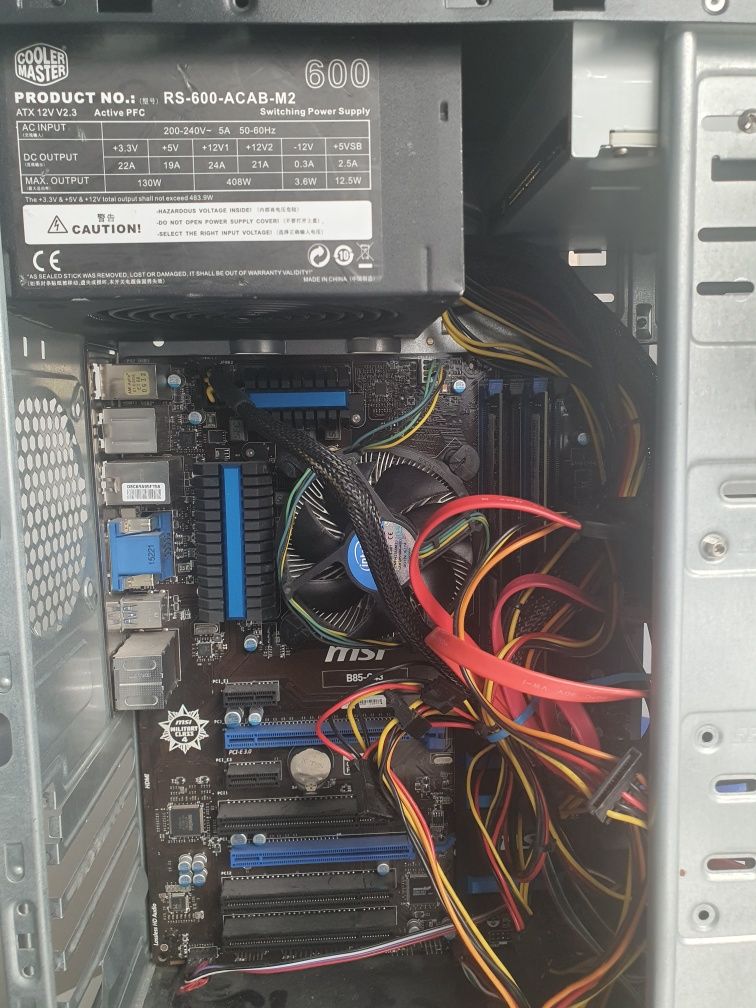 Komputer stacjonarny INTEL i7 zestaw