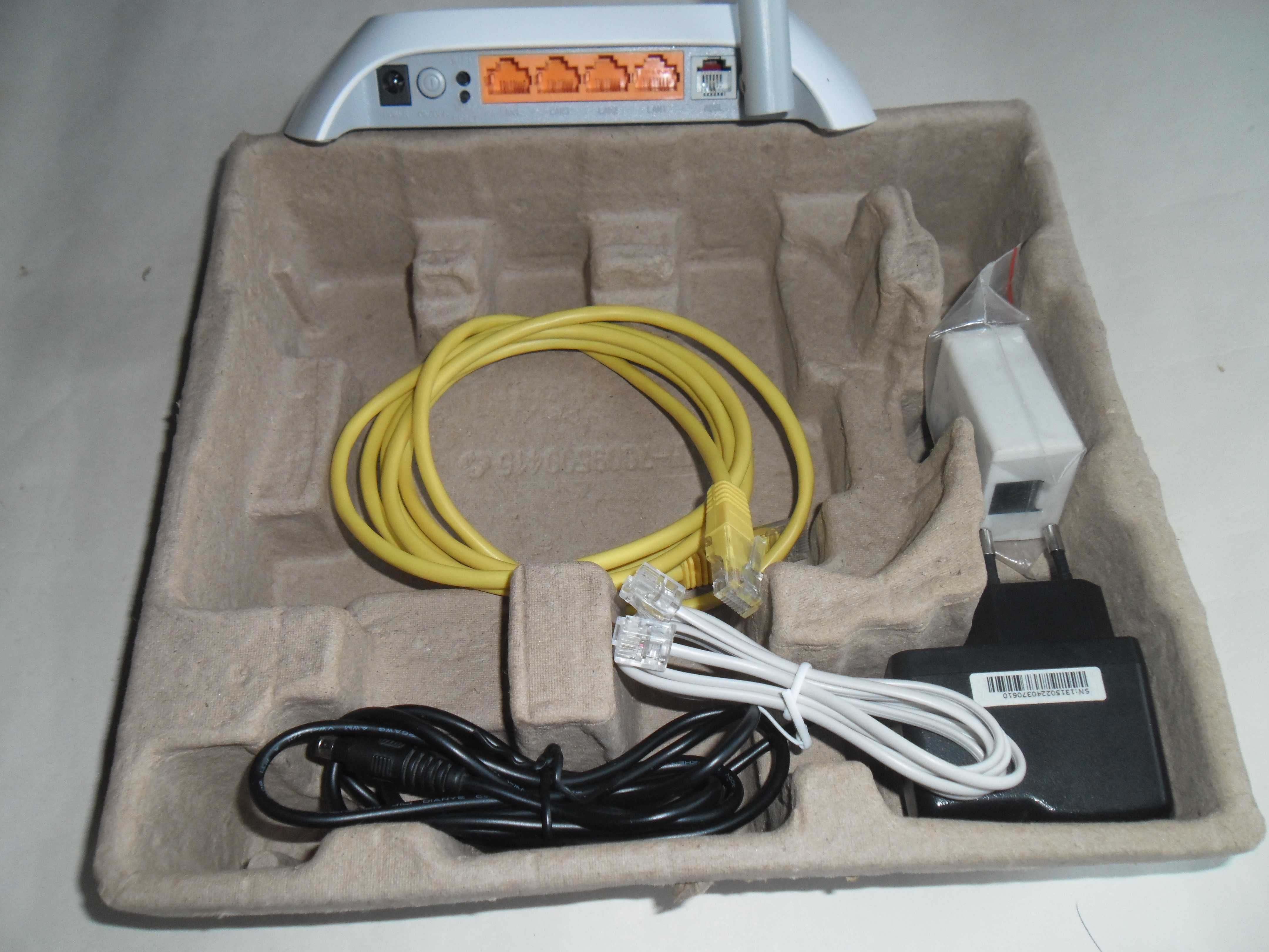 Модем-маршрутизатор TP-LINK TD  W8901.