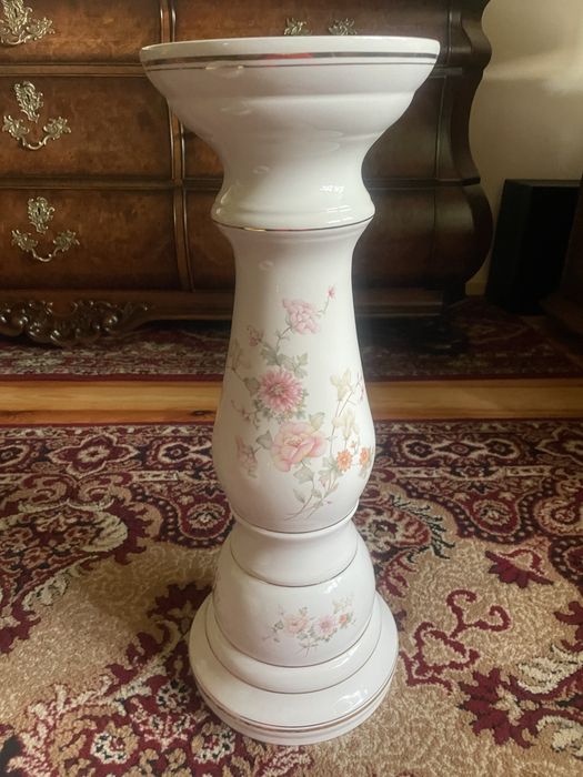 Porcelanowa donica z kolumną