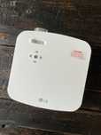 Projektor LG Full HD z akumulatorem PF50KS + pilot LG
