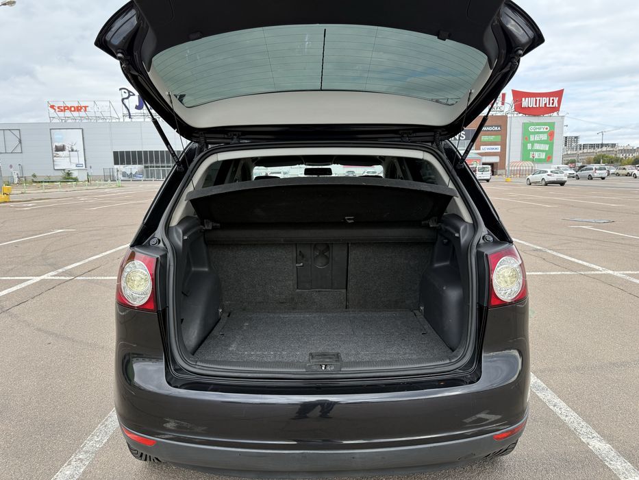 Volkswagen Golf Plus автомат