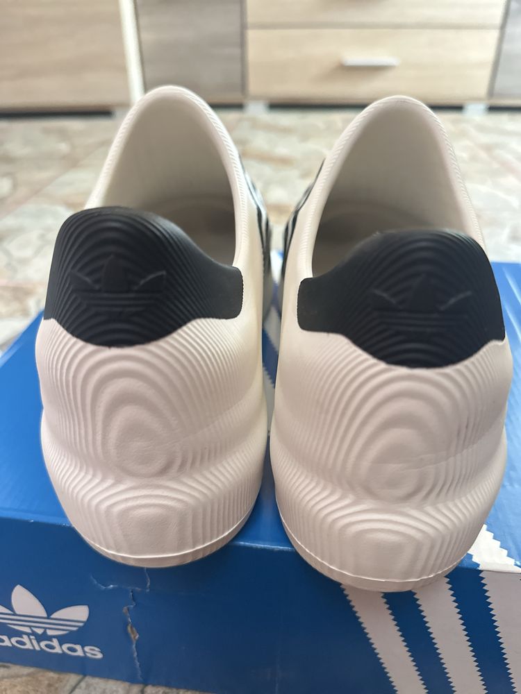 Кросівки adidas оригінал