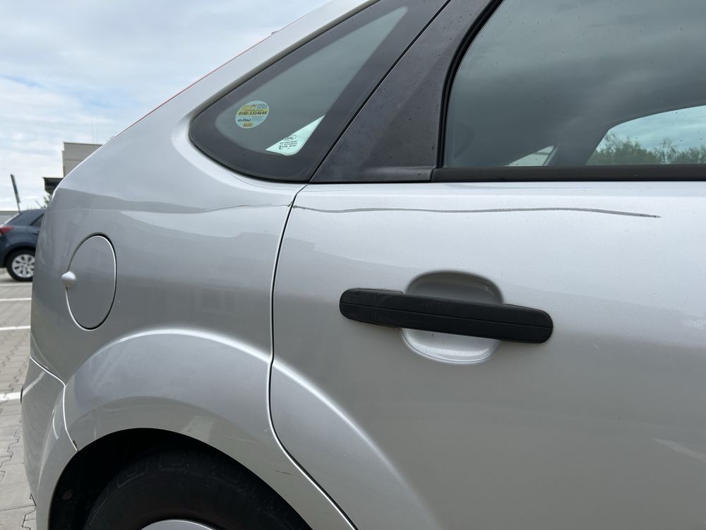 Ford focus 2005 r
