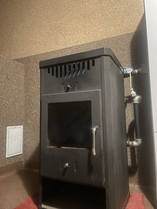 Piec kominkowy z płaszczem wodnym