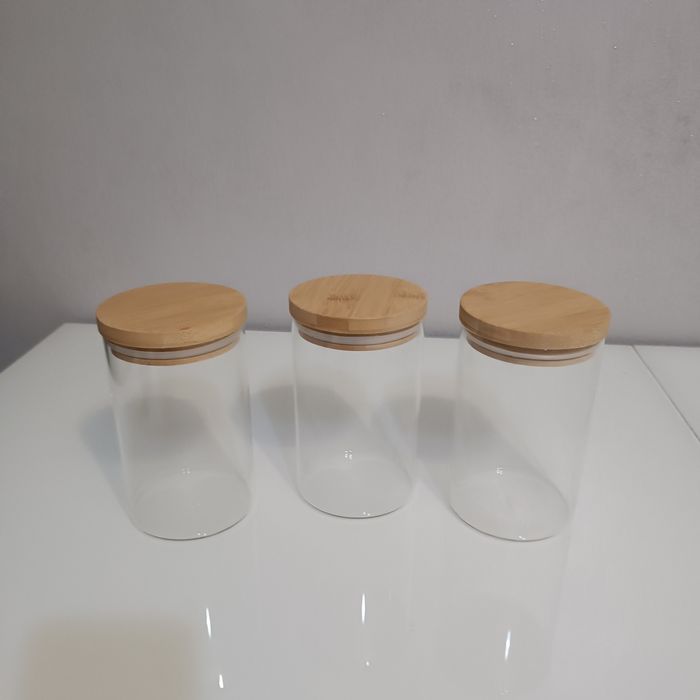 Pojemniki na żywność zestaw 3 szt. 0,8 l

Wysokie słoiki na żywność
Na