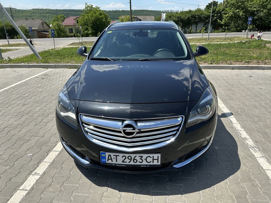 Opel insignia, 2014 рік.