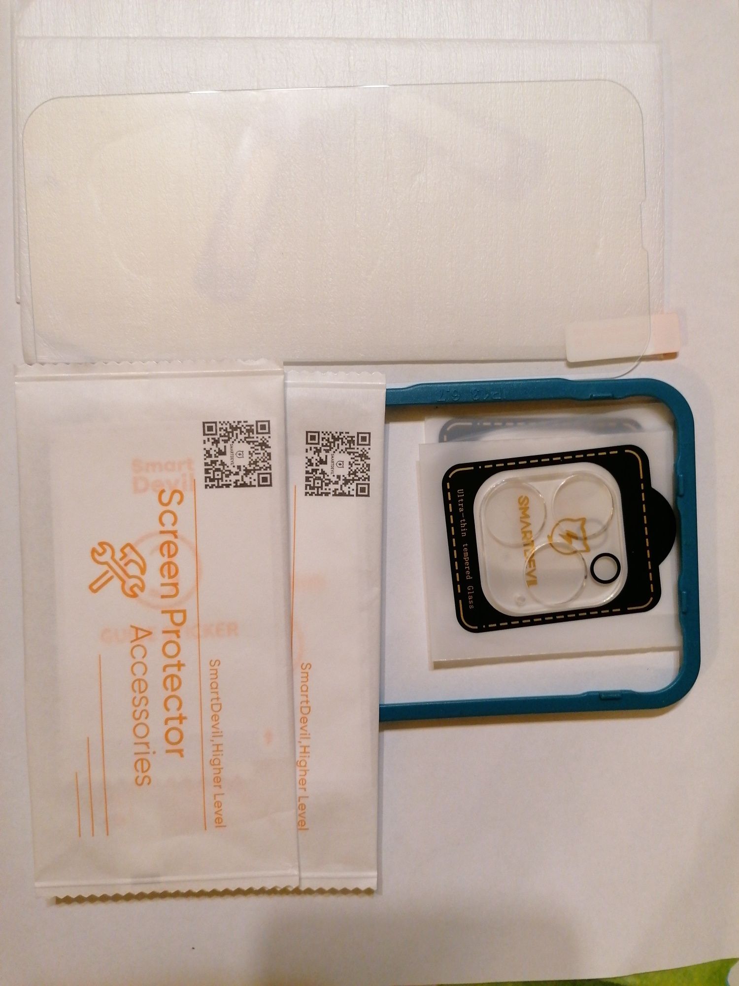 Szkło hartowane x 2 + 2 na aparat do IPhone 13