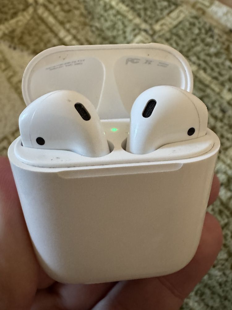 Оригінальні Air Pods 2 покоління