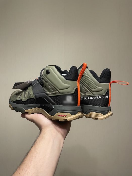 Мужская Обувь в Оливковом цвете (40-45) Високие Ботинки Хаки новые