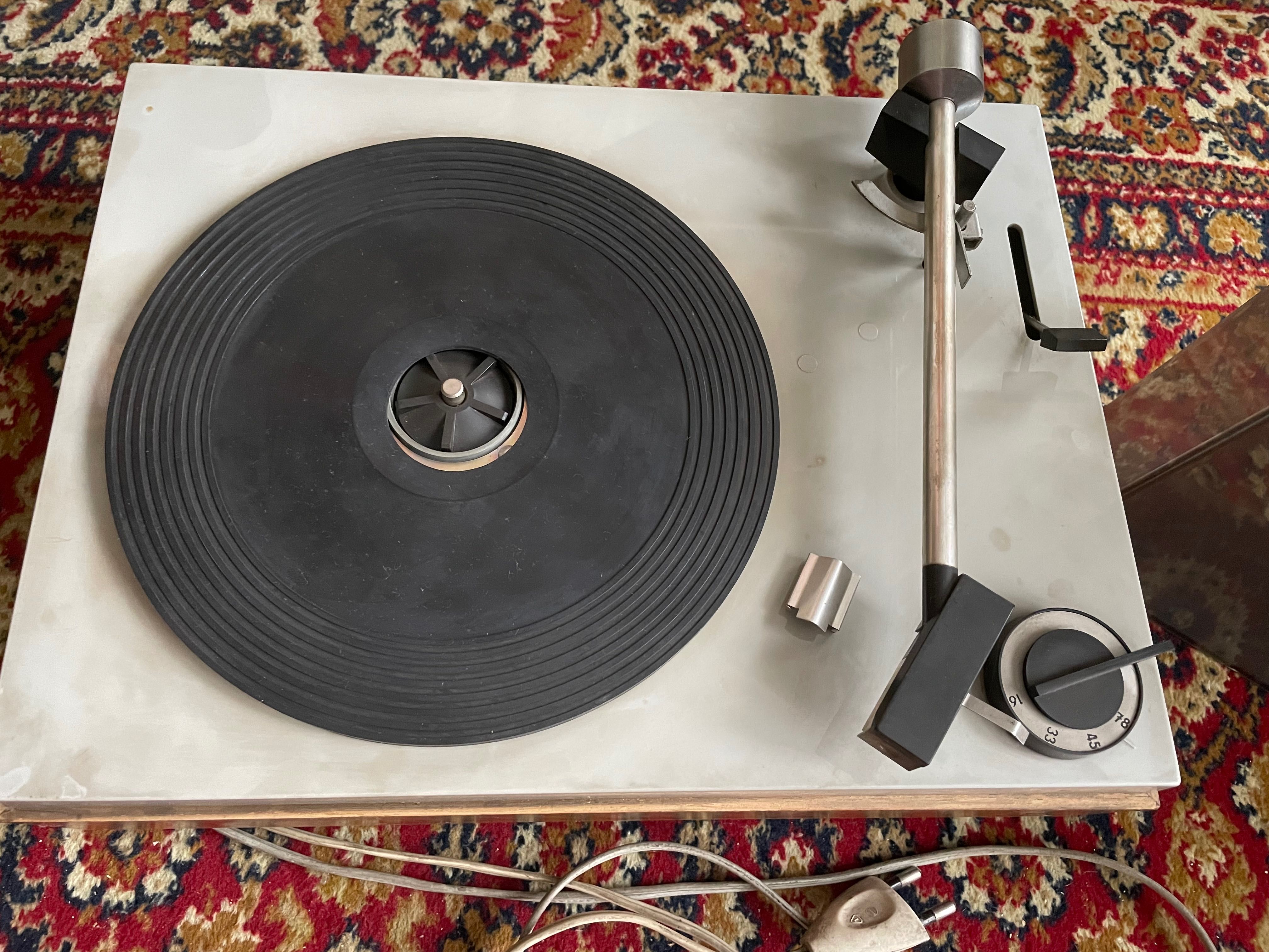gramofon z NRD / DDR Funwerke Zittau