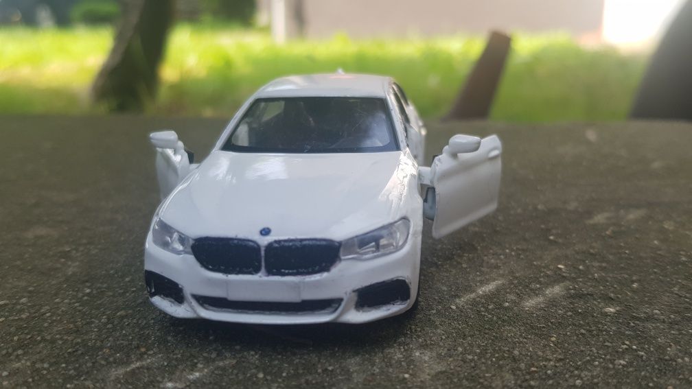 BMW f90 xdrive _ G30 М550i