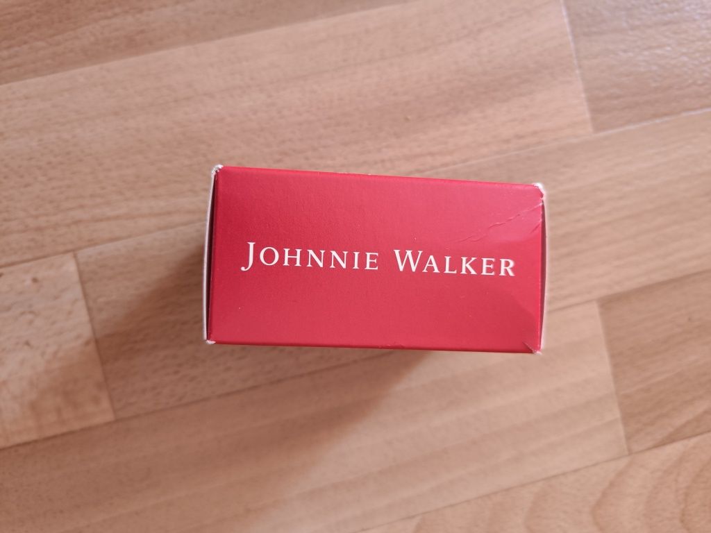 Настільна гра Johnnie walker (з подарункової бутилки віски)