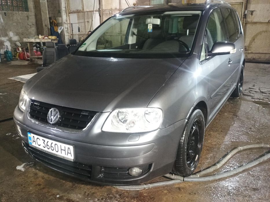 Продам Volkswagen Touran без торгу