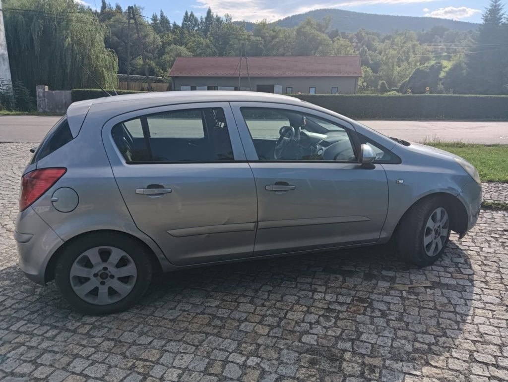 Sprzedam opel corsa D cdti 1.3