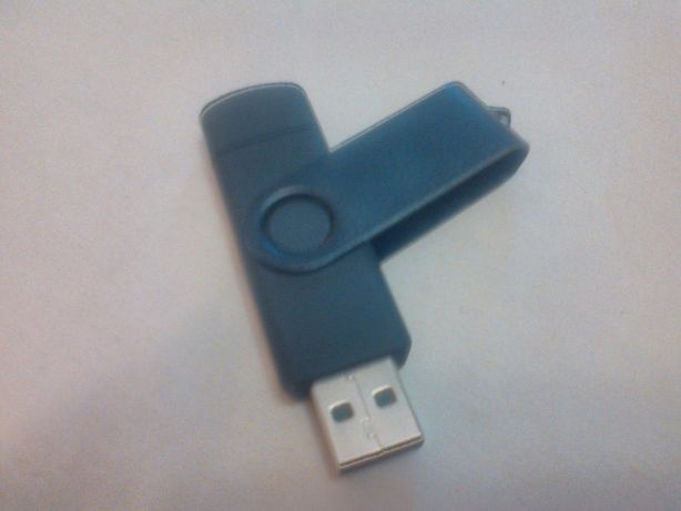 USB флешка с микро-USB разъемом