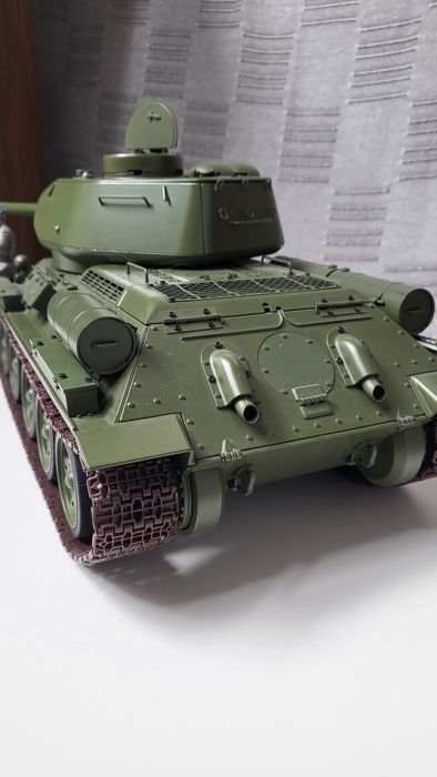 Model czołgu T-34-85 skala 1/16