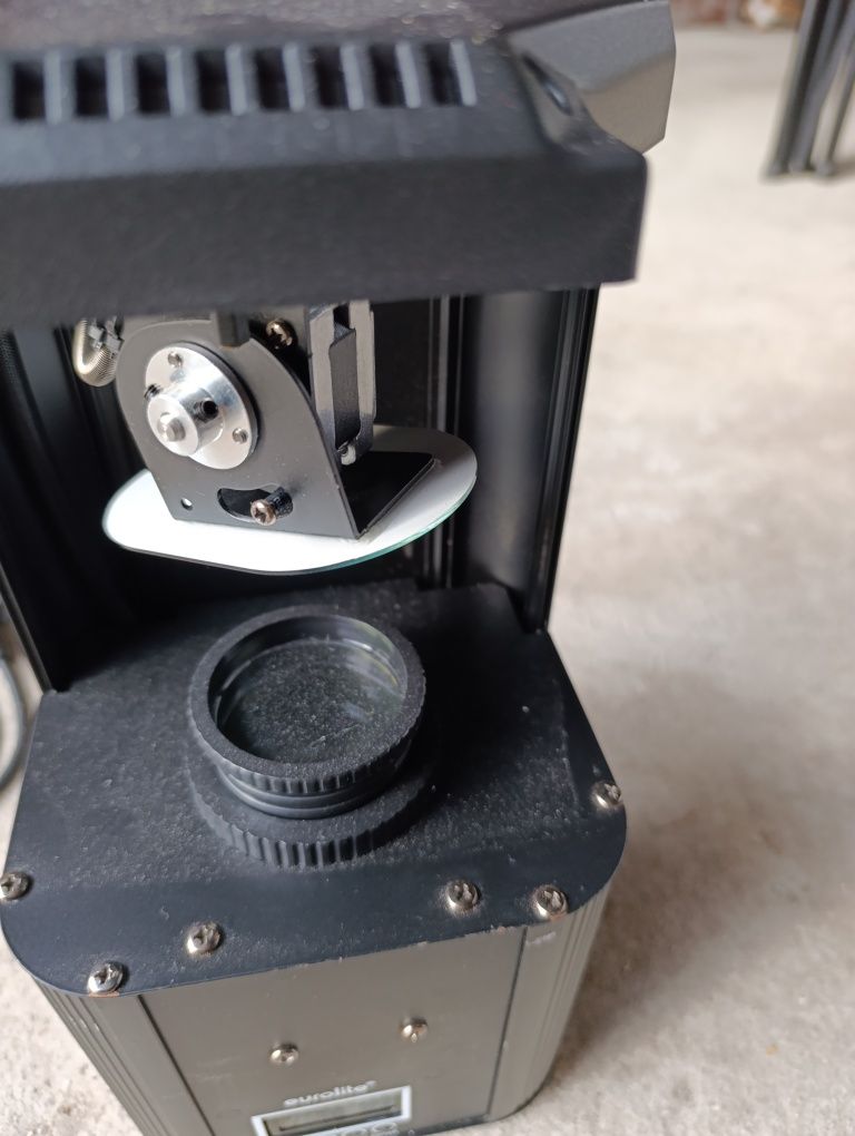 Skaner Led Eurolite LED TSL-150 Scan COB