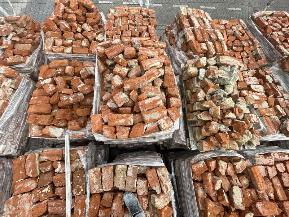 Цегла б/у