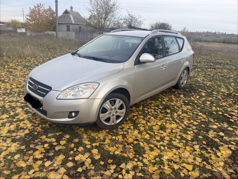 Продам авто kia ceed