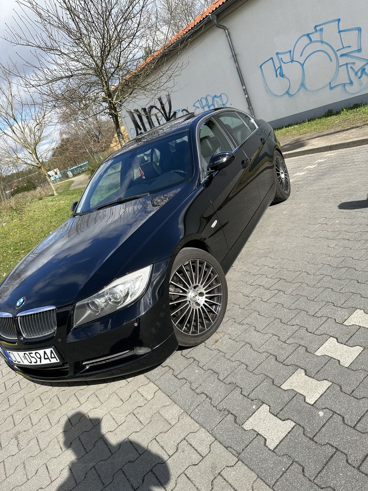 BMW 325 i 218 km 2006r