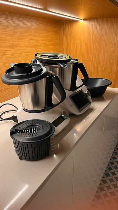 Bimby TM6 + Bimby Friend + Acessórios