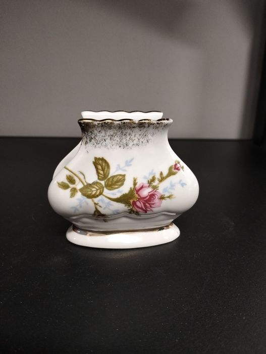 Serwetnik porcelana złota róża