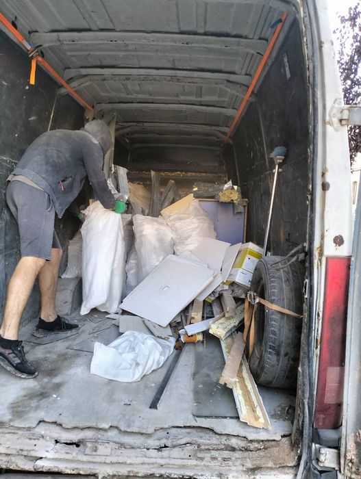 Вивіз сміття будівельного різного мусору хламу