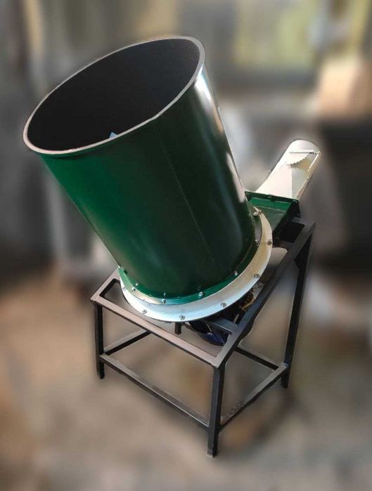 Соломорізка. Подрібнювач соломи промисловий.