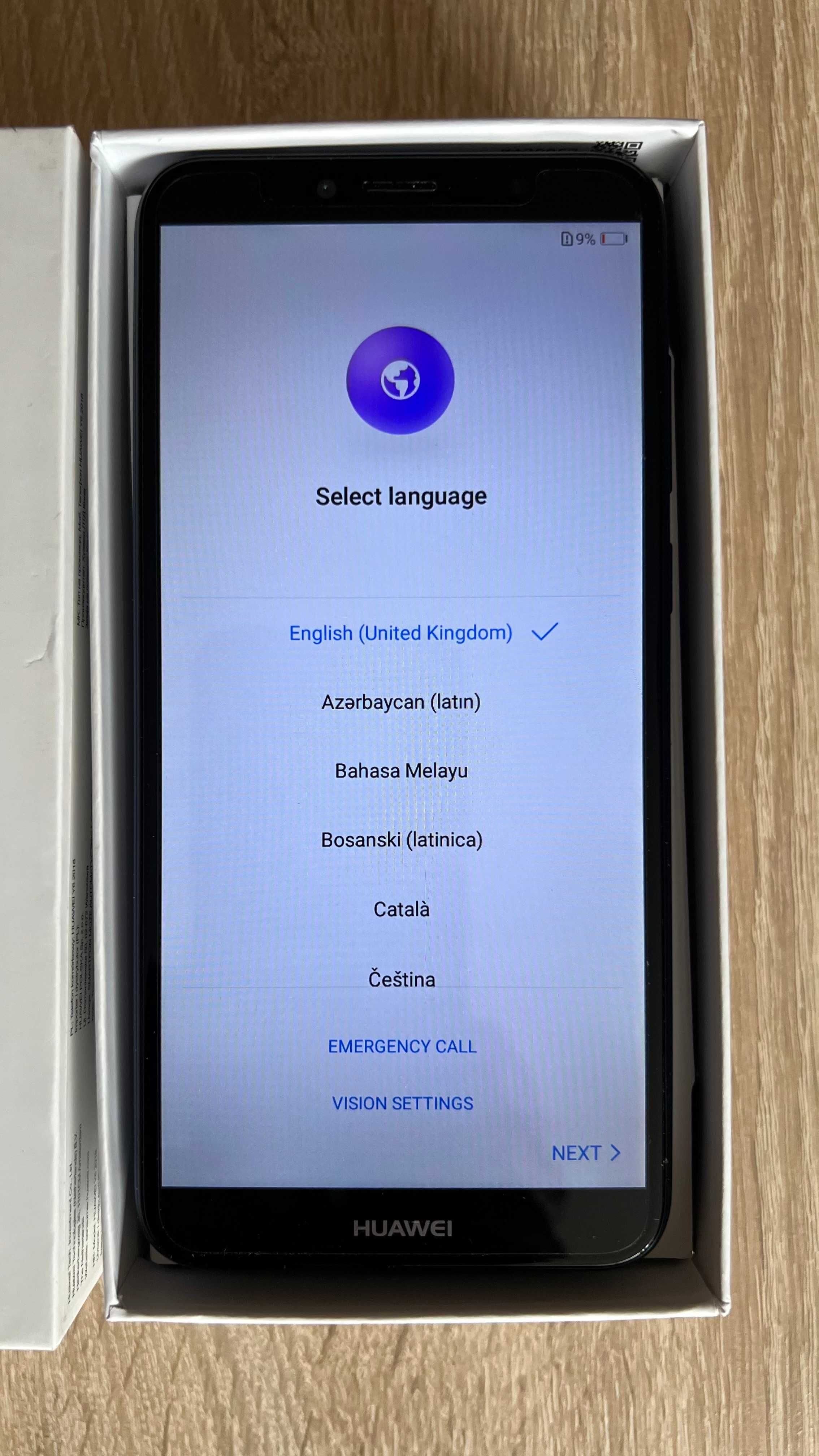 Smartfon Huawei Y6 2 GB / 16 GB 4G (LTE) mało używany jak nowy