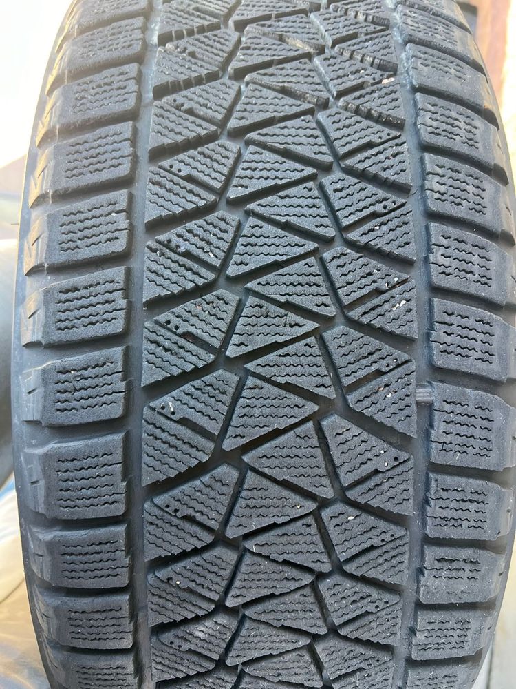 Диски з шинами bridgeistone r18 235/55