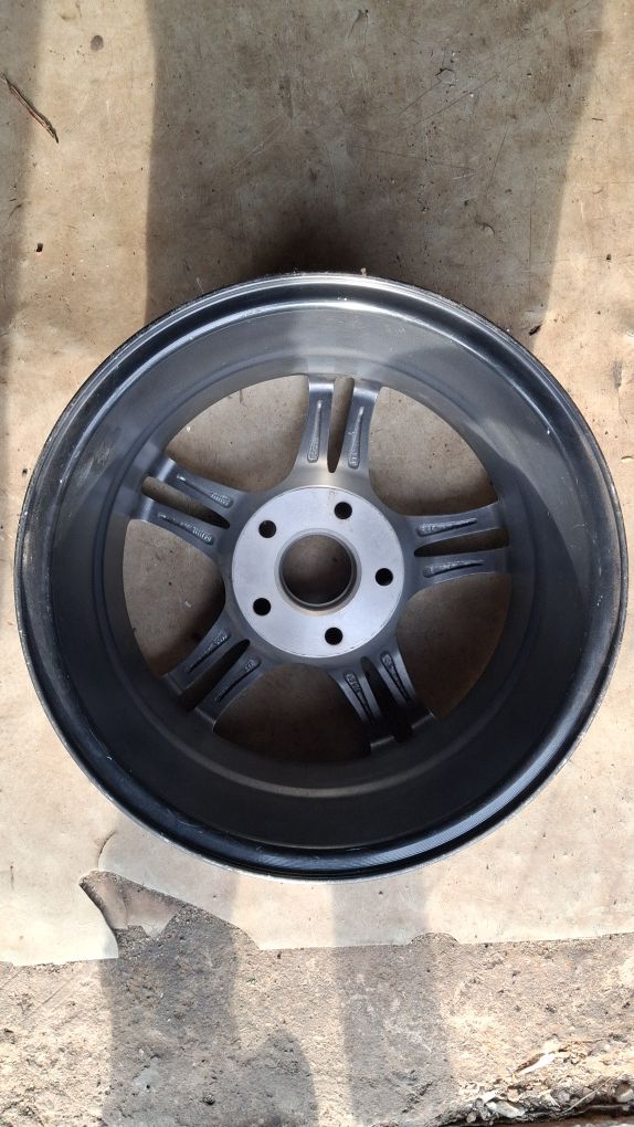 Продаю литий диск 15R