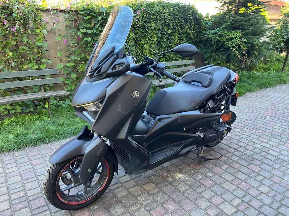 Yamaha X-Max 125 - 2024 rok.