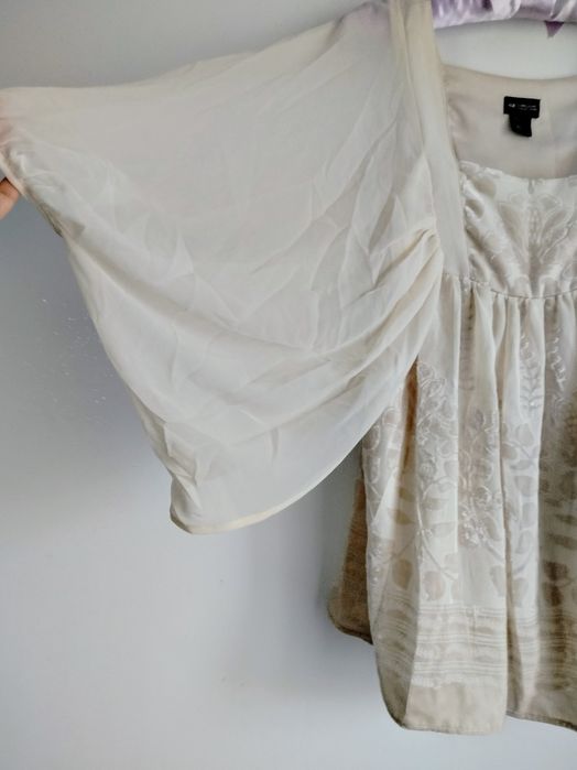 Piękna blizna luźna tiulowa S szerokie rękawy elegancka  wiskoza